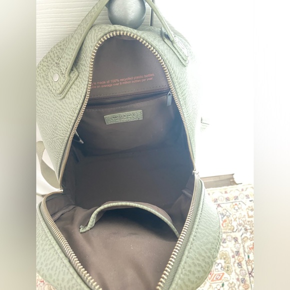 Matt & Nat Sage Green Backpack - Picture 4 of 6